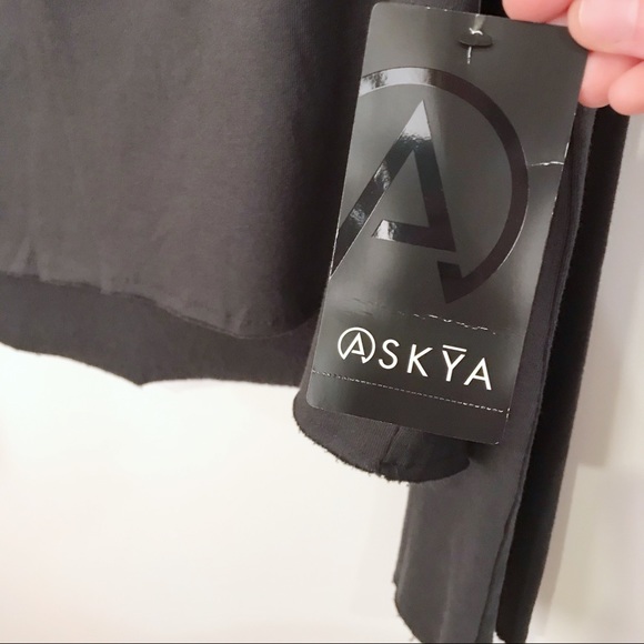 NWT Askya Oversized Pullover Hoodie Size M - Picture 2 of 10